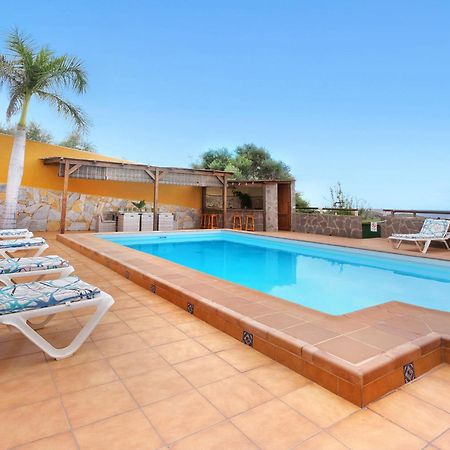Villa Christisay サロブレ エクステリア 写真